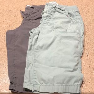 2 pairs Sonoma long shorts (Capri)